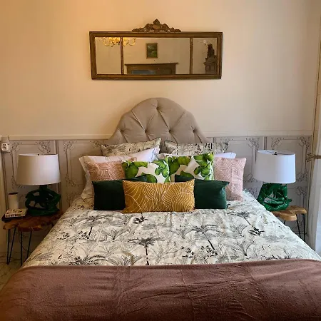 別荘 Beautiful 2-bed Manor House In Mauprévoir